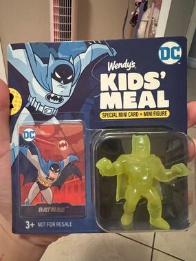 NYCC 23 DC x Wendy’s toy collab Glow Green Batman Mini Figure with Mini Card